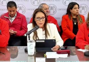 Cristina Ruiz Sandoval exhibe cifras alarmantes sobre desabasto oncológico y recortes en salud