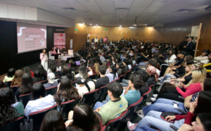 PRI Estado de México impulsa diálogo con universitarios sobre el papel de las mujeres en la política