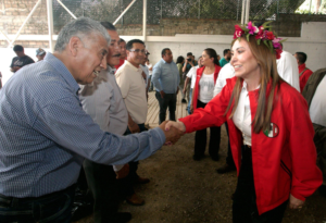 Cristina Ruiz destaca trabajo territorial como eje para impulsar cambios en el país