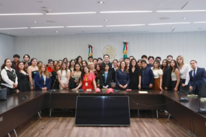 Cristina Ruiz recibe a juventudes de la UVM Coacalco en el Senado y fortalece el vínculo entre formación académica y vida pública